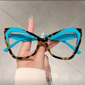 Tortoiseshell Cat-Eye Glasses with Bright Blue Arms